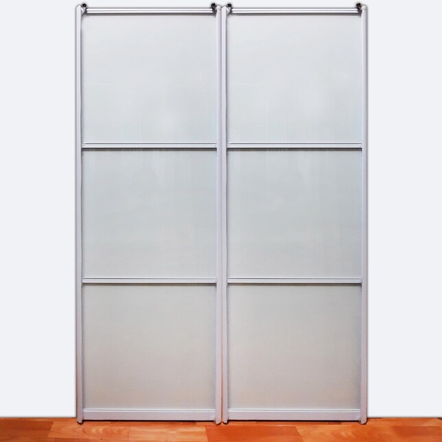 Двери-купе белые с плёнкой Oracal 010