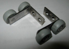 S1406 Комплект роликов Универсал 2 ниж + 2 верх + 2 кронштейна